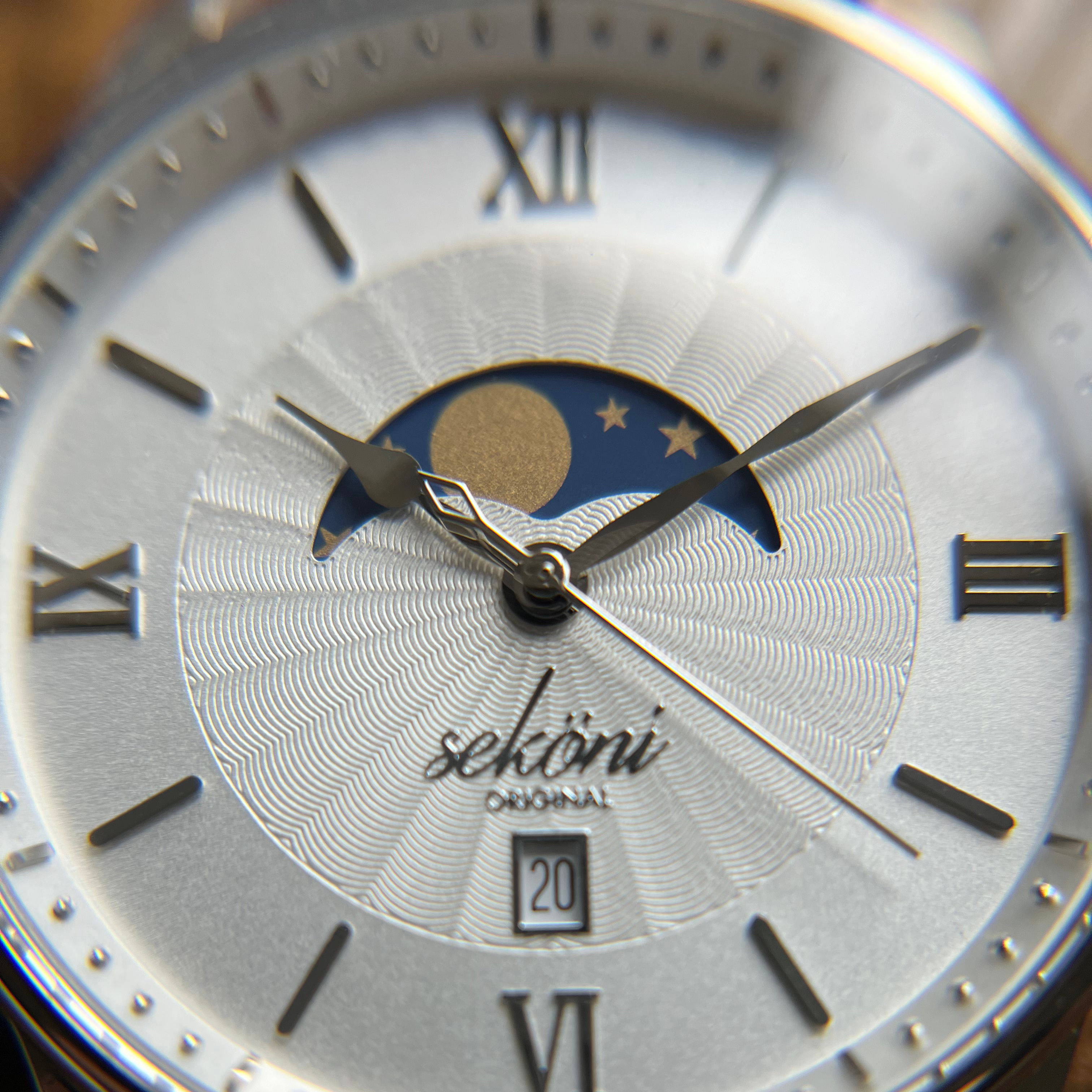 Everything You Need to Know about Moon Phase Watches – Sekoni Original